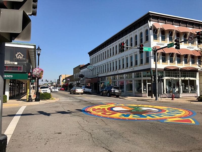 Conway's downtown at Toad Suck Square.