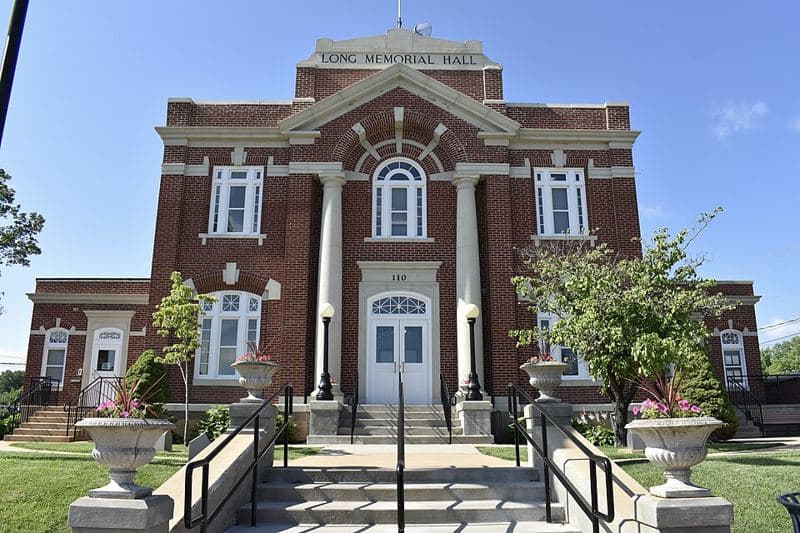 The city hall in Farmington, Missouri. June 2026